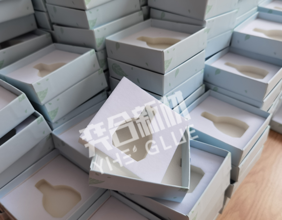 EVA粘紙盒強力塑料膠 AG凯时尊龙軟性環保海綿膠在包裝行業的廣泛應用